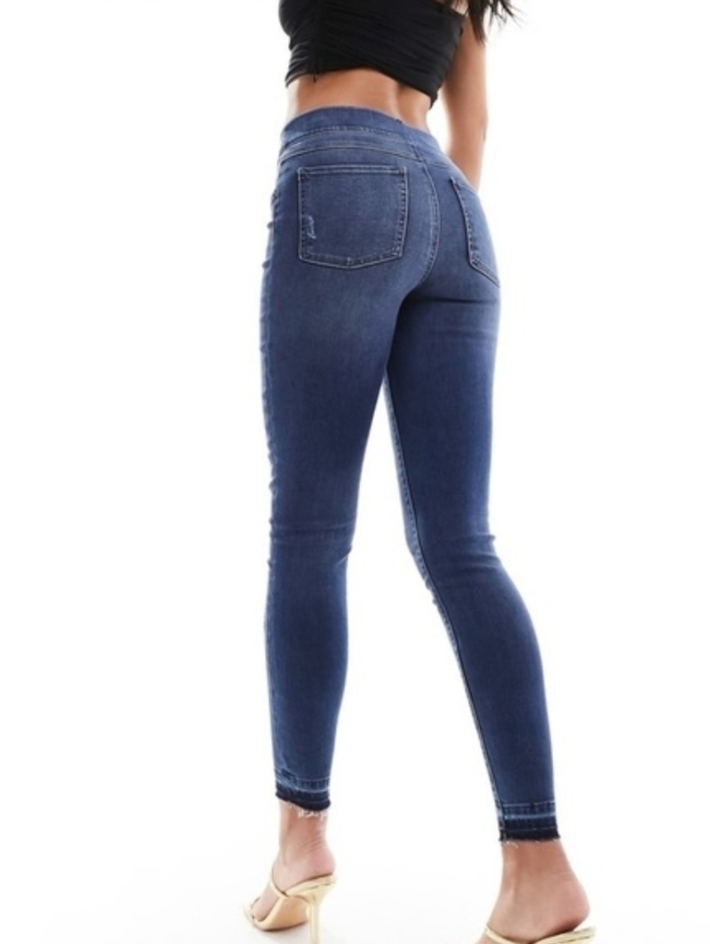 SPANX Distressed Ankle Skinny Jeans Womens Small Pull On Raw Hem Medium Wash - Picture 2 of 10